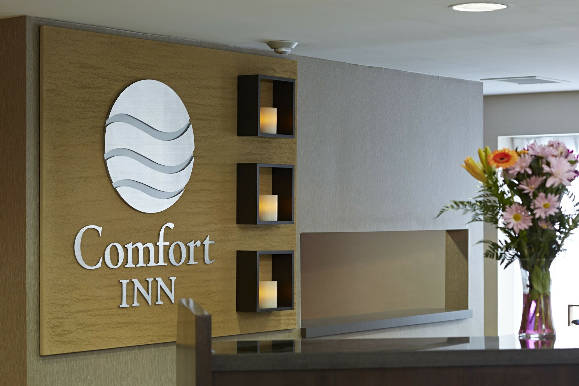 Comfort Inn Pickering Exterior photo